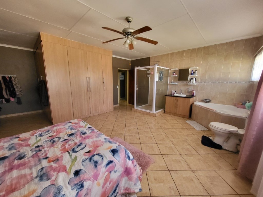 To Let 3 Bedroom Property for Rent in Brits North West
